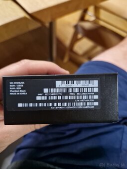 Samsung Galaxy S22 – 128 GB - 2