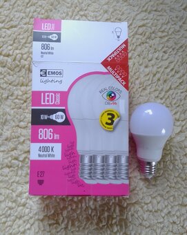 Úložné košíky + žiarovky - 2