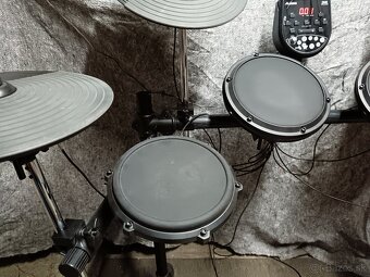 ALESIS DM 6 - 2