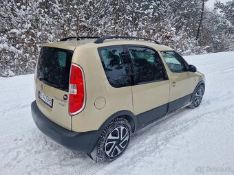 Skoda Roomster Scout 1.2 tsi - 2