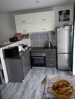 2izbový byt (prerobený na 3i)centrum SNV - 2