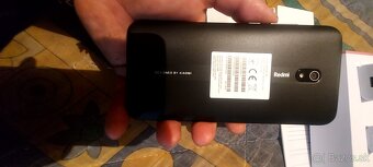 Xiaomi redmi 8a( 4x64gb black) - 2