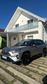 Toyota Rav4 Hybrid AWD (4x4) – Selection, Skyview, odpočet D - 2