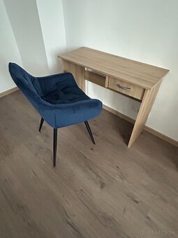 Predám štýlovú a elegantnú stoličku, písací stôl grátis - 2