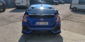 Predeam krasnu Hondu Civici type - R rv.2018 - 2