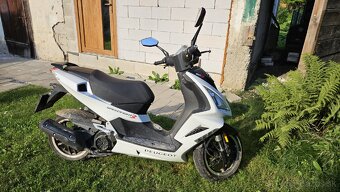 REZERVOVANÉ Predám Peugeot Speedfight 125ccm - 2