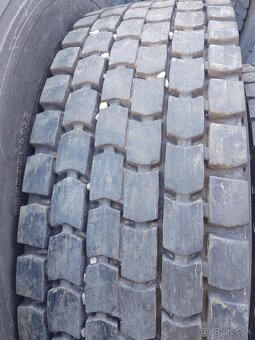 315/80 R22,5 KUMHO KRD2 - 2