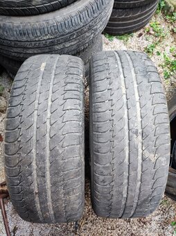 205/60 R16 letné 2 kusy cena 20€ - 2