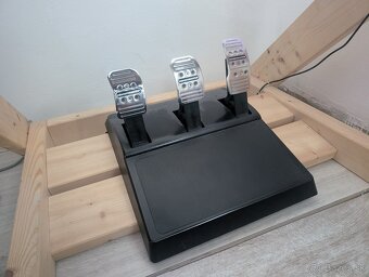 Thrustmaster T300 Ferrari Integral Alcantara Edition - 2