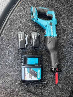 Predám aku chvostovu pílu Makita 18v - 2