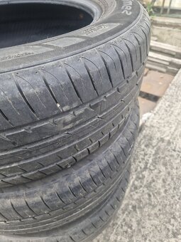 225/60 r17 - 2