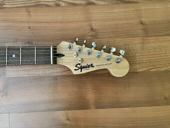 Predám gitaru Squier Bullet Stratocaster HT HSS - 2