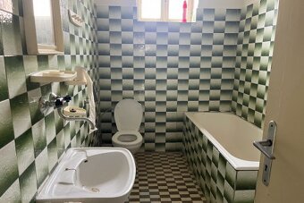 Rodinný dom s veľkým pozemkom v obci Kolta - 2