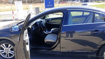 Volvo S60 - 2