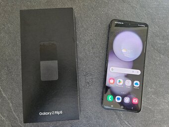 Samsung Galaxy Z Flip 5 5G 8GB/256GB, v záruke do 6/2026 - 2