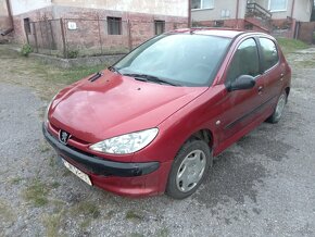 Predám Peugeot 1.1, 44 kw, 132 000km. - 2