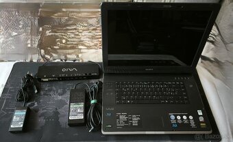 SONY VAIO VGN-AR71L - 2