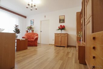 PREDANÉ - 3i byt - Polík - Balkón - ihneď voľný - - 2