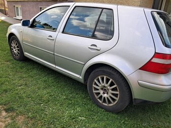 Volkswagen Golf 4 - 2