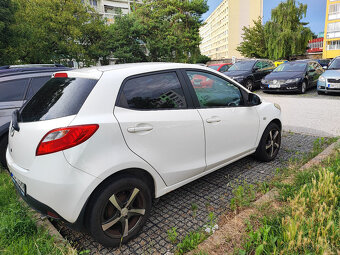 Mazda 2 1.3 MZR TE 63kW/86k M5 - 2