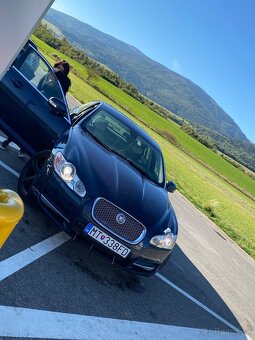 Jaguar XF 2.7 biturbo - 2