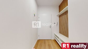 Jedinečný 2 izbový byt 53,2 m2 +2 x balkón, Piešťany-centrum - 2