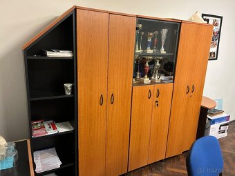 Kancelársky nábytok - 2