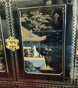 Starožitná Čínská Komoda - 2