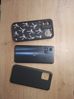 Motorola E13 64GB - 2