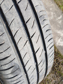 Predám plechové disky a letné pneu-Megane 3 - 2