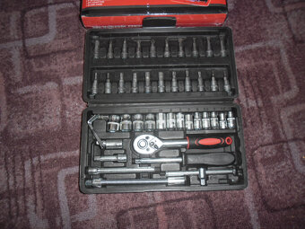 46-dilná sada klúčou - 2