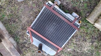 Predám na Zetor 6911 chladič. - 2