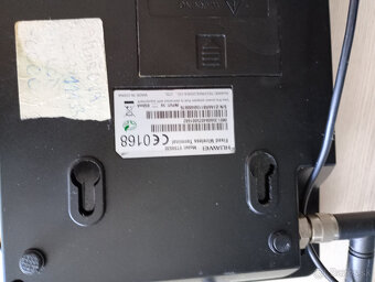 Predám stolný/klasický telefón na SIM kartu - 2