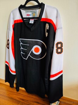 Eric Lindros 88 “C” Philadelphia Flayers - 2