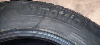 💥 ZIMNÉ 4x Motrio - 215/65 R16 - 2