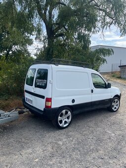 CITROEN BERLINGO 1.4i - 2