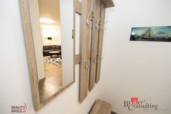 Prenájom 2 izbový byt Banská Bystrica - centrum, novostavba, - 2