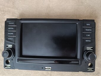 Autorádio VW Passat B8 - 2