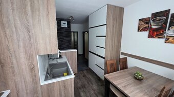 PREDAJ: 2 IZBOVÝ BYT TOMÁŠIKOVA POPRAD - 2
