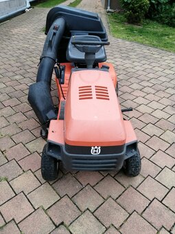 Traktorová kosačka Husqvarna - 2