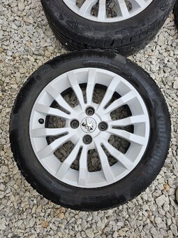 Predám pneu 195/55 r16 continental - 2