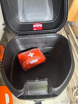 Predam givi kufor - 2