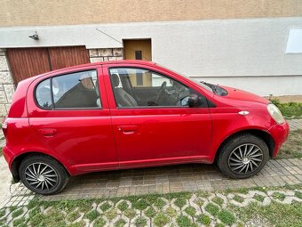 Toyota Yaris 1.0 Linea - 2