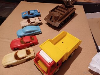 Staré hračky IGRA, Igráček - 2