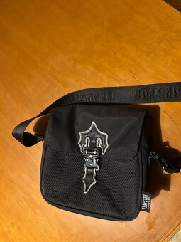trapstar bag - 2