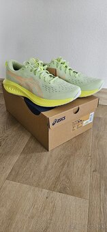 Predám bežecké topánky Asics - 2