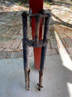 Predna vidlica jawa panelka - 2