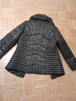 Dámska  vetrovka - 2