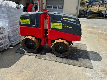 Predám jezkovy vibracnu valec Bomag BMP8500 - 2