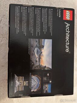 Lego Architecture Louvre - 2